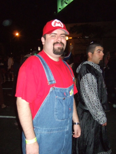 Illustration for article titled Nintendo Love Invades West Hollywood Costume Carnaval